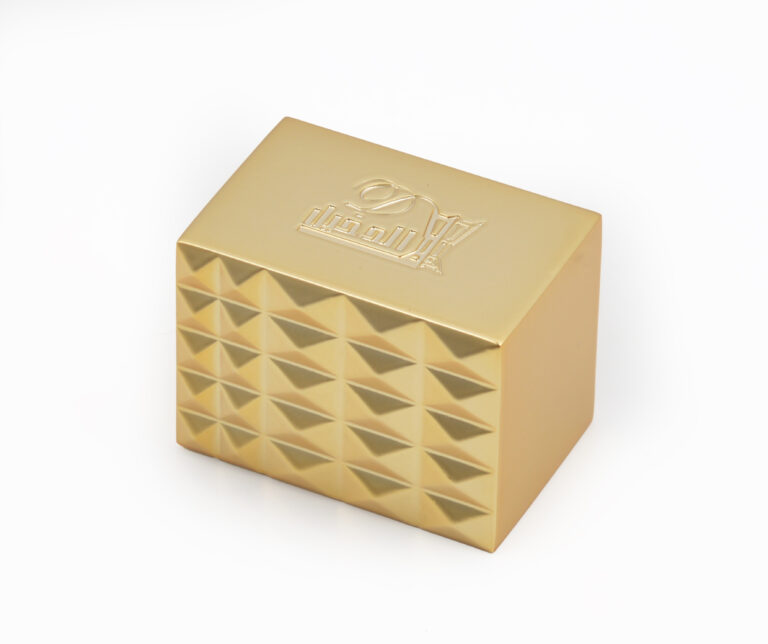 diamond-pattern-cube-cap-gold